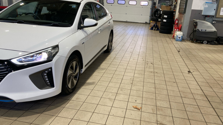 Hyundai IONIQ 1.6 GDi Hybrid Premium 5dr DCT Hybrid Hatchback